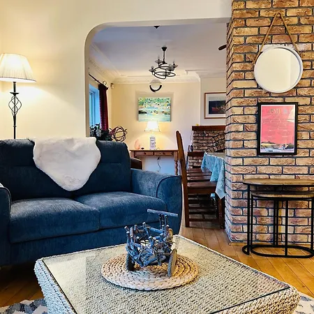 Semesterbostad The Waterside Townhouse