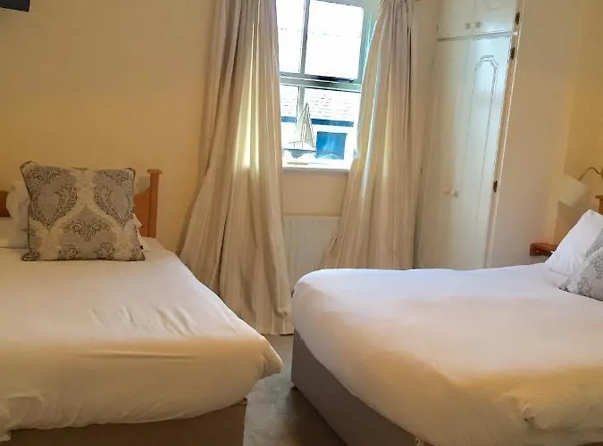 The Waterside Townhouse *